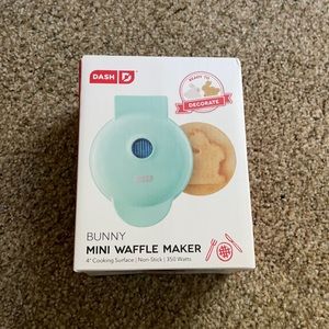 Dash Bunny Mini Waffle Maker